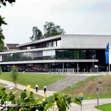 Das Dezernat Internationales befindet sich im IZ (Internationales Zentrum) auf dem Campus Vaihingen.
